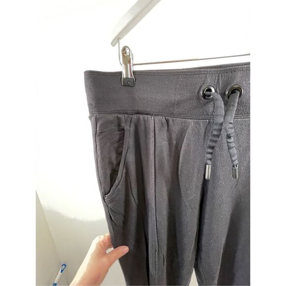 Athleta Black Pull-up Elastic waist Drawstring Sweatpants Size L - Picture 3 of 9